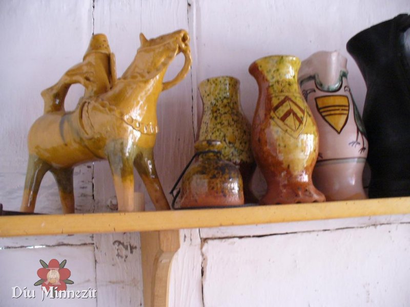 Reiteraquamanile und andere Keramik, sowie italienische Importware