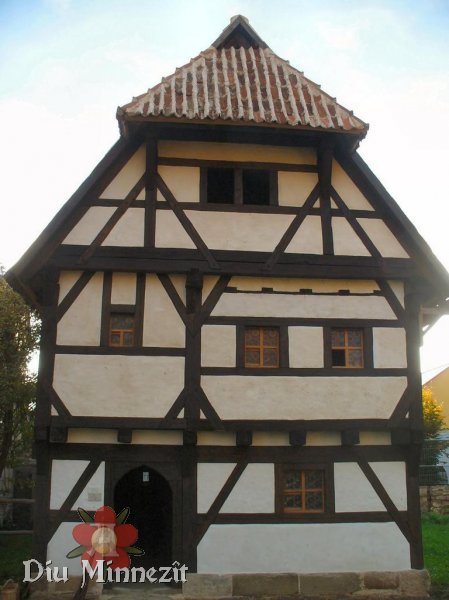 Das Haus aus dem späten 14ten Jahrhundert in der Baugruppe Stadt
