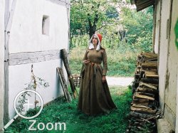 Kleid nach Funden aus Herjolfness, Grnland, aus wallnussgefrbter Wolle