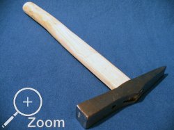 Geschmiedeter kleinerHammer