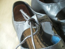 Detail des Schnrriemens