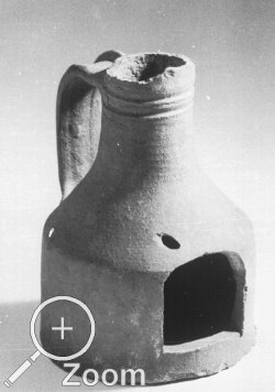 Mglicher Windlichtfund aus dem Fundkomplex der Latrine des Spitals in Bad Windsheim, Franken