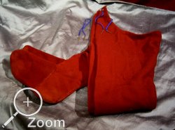 Beinlinge aus krappgefrbtem Wollkper