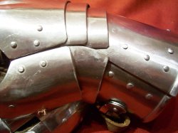 Seitenansicht mit geschobenen Rcken