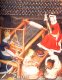Darstellung ca. Mitte 15tes Jahrhundert mit Schritten der Tuchherstellung